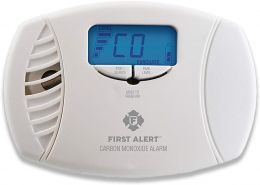 First Alert Plug in Carbon Monoxide Alarm with Digital Display Digital