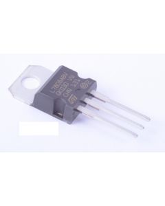 Gernal New 10 x L7808 LM7808 7808 Voltage Regulator, Bundle of 5