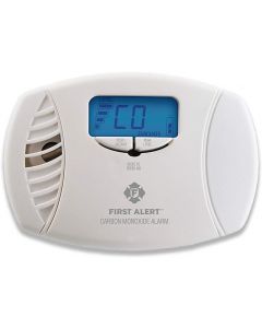 First Alert Plug in Carbon Monoxide Alarm with Digital Display Digital