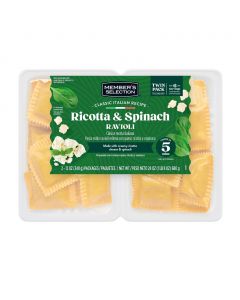 Selection Pasta Ravioli Style Filled with Spinach and Ricotta 2 Units / 340 g / 12 oz
