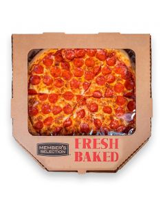 Selection Pepperoni Pizza Freshly Baked 6 Slices / 45.72 cm / 18"